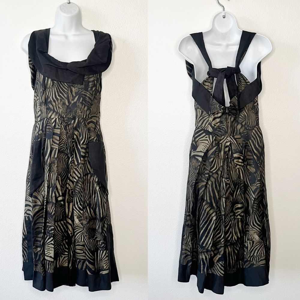Isabel De Pedro Abstract Sleeveless Black Collar Pleated Dress Size 6